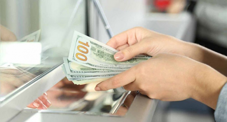 قسم المصارف والبنوك والمؤسسات المالية (المحلية والدولية).